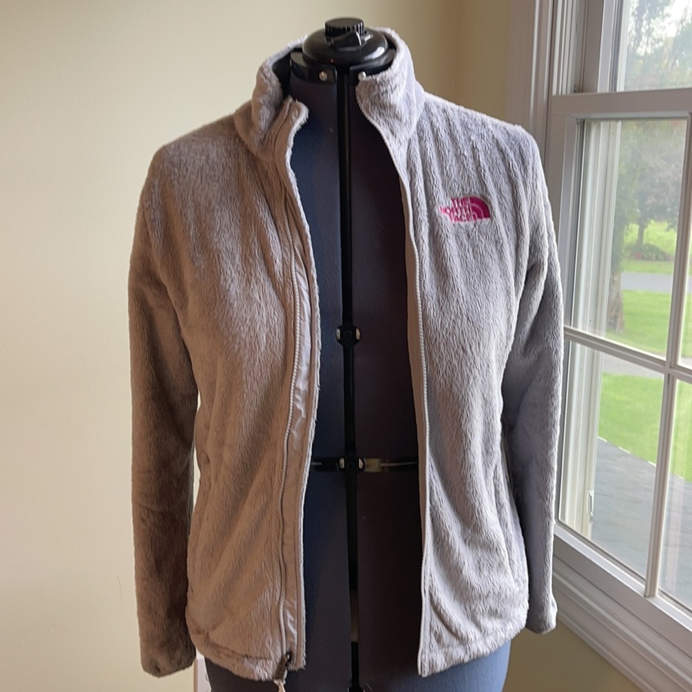 Perfect condition!! The North Face fleece jacket